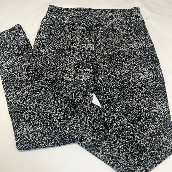 Women’s Casual Skinny Leggings Work Pants - Picture 1 of 9